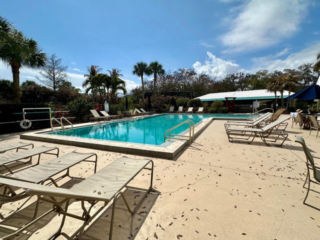 12619 SE CASCADES Court, Hobe Sound, FL 33455