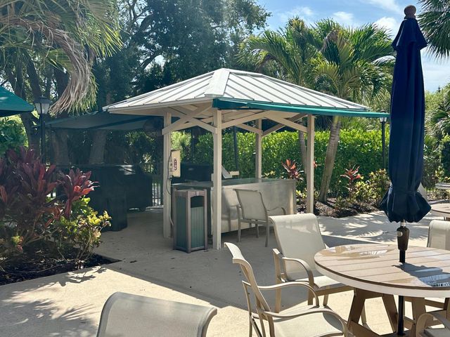 12619 SE CASCADES Court, Hobe Sound, FL 33455