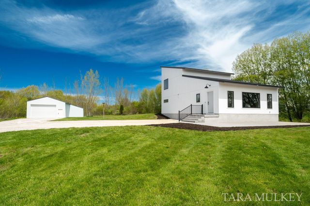 5421 143rd Avenue, Holland, MI 49423
