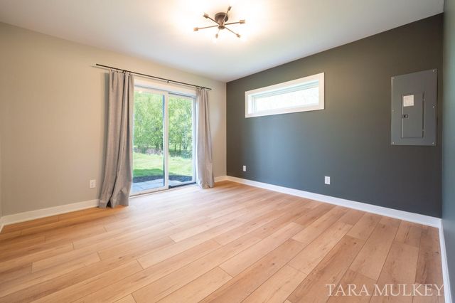 5421 143rd Avenue, Holland, MI 49423