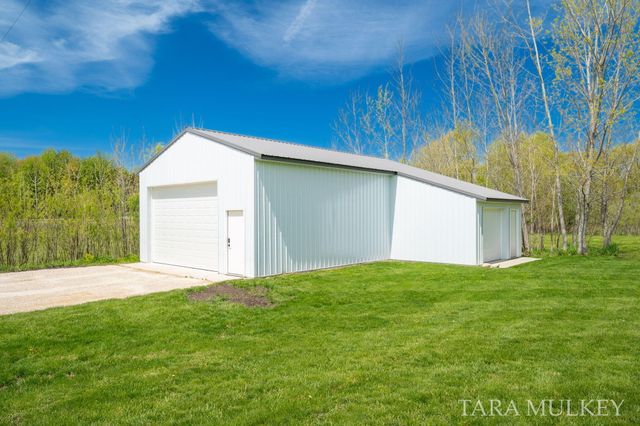 5421 143rd Avenue, Holland, MI 49423