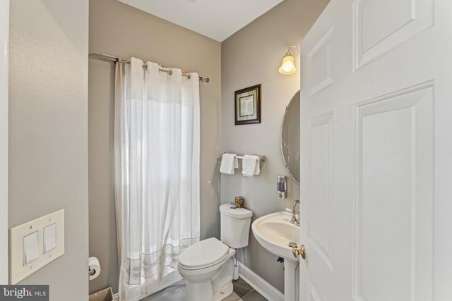 7887 CRANFORD FARM CIR, Lorton, VA 22079