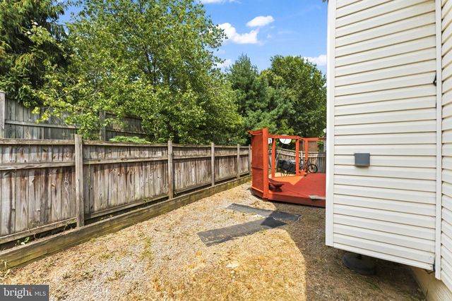 7887 CRANFORD FARM CIR, Lorton, VA 22079