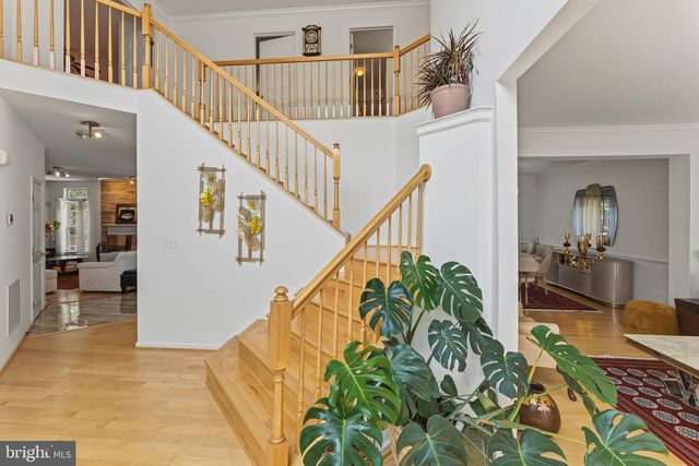 7887 CRANFORD FARM CIR, Lorton, VA 22079