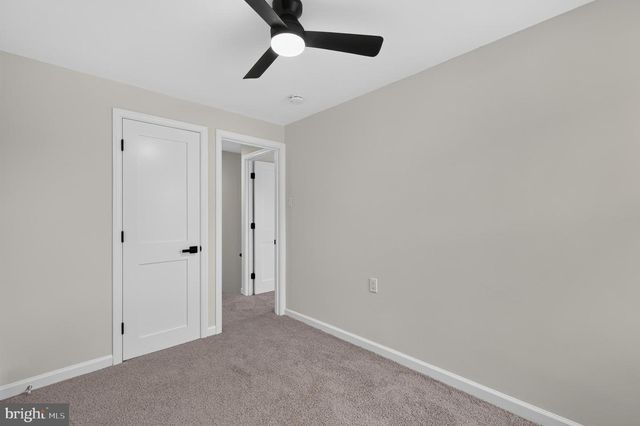 329 HOLMES RD, Holmes, PA 19043