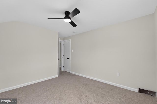 329 HOLMES RD, Holmes, PA 19043