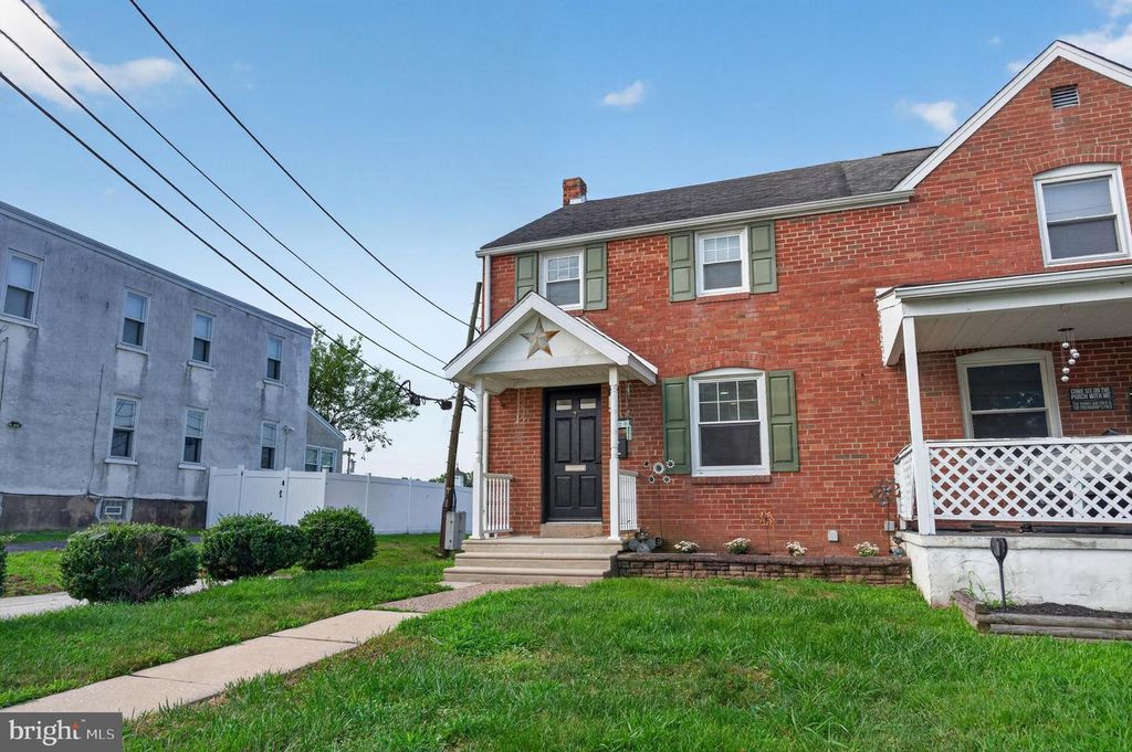 329 HOLMES RD, HOLMES, PA 19043 — photo 4