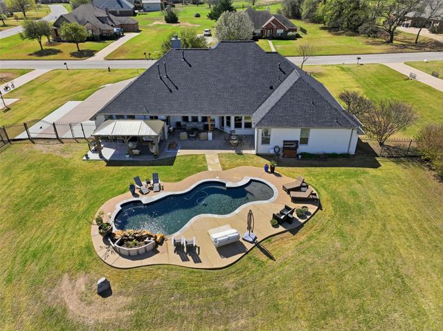 7021 Twin Hills Drive, Joshua, TX 76058