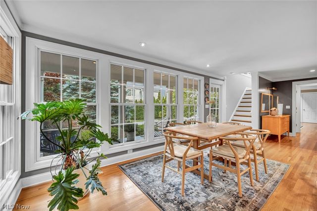 385 Longbeach, Bay Village, OH 44140