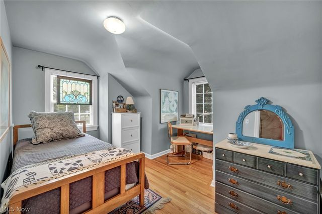 385 Longbeach, Bay Village, OH 44140