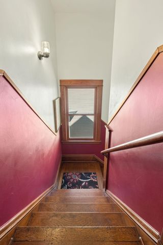 1060 Hague Avenue, Saint Paul, MN 55104