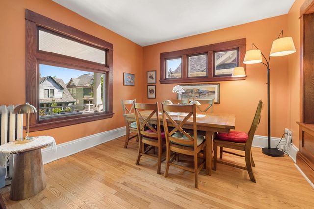 1060 Hague Avenue, Saint Paul, MN 55104