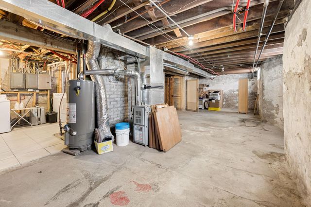1060 Hague Avenue, Saint Paul, MN 55104