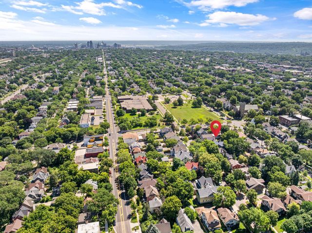 1060 Hague Avenue, Saint Paul, MN 55104