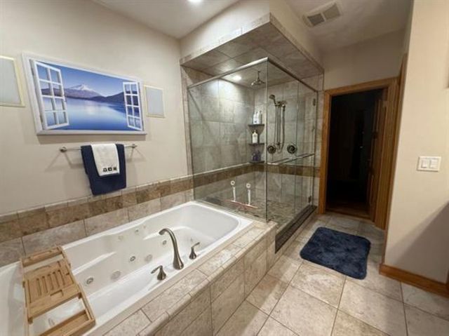 7310 Lone Cedar Trail, South Beloit, IL 61080