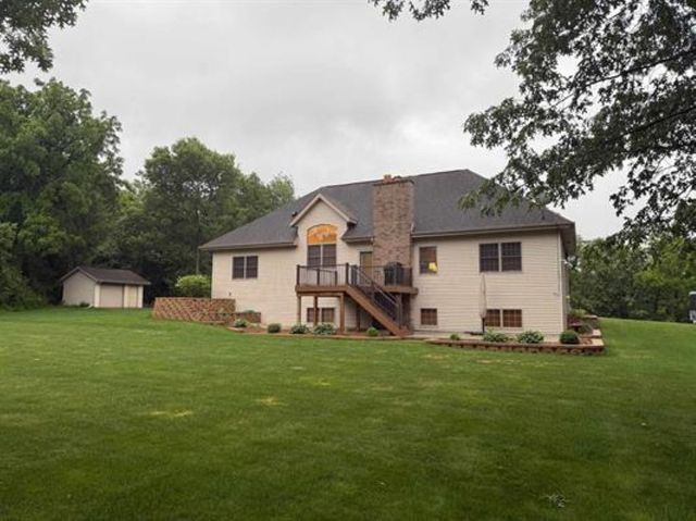 7310 Lone Cedar Trail, South Beloit, IL 61080