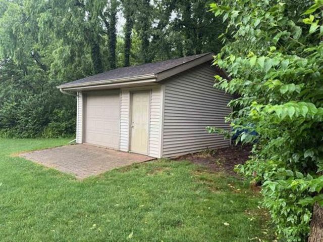7310 Lone Cedar Trail, South Beloit, IL 61080