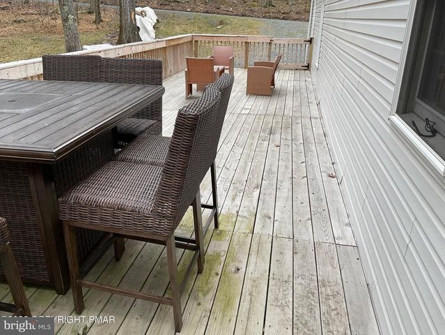 105 TINDE TRL, Pocono Lake, PA 18347