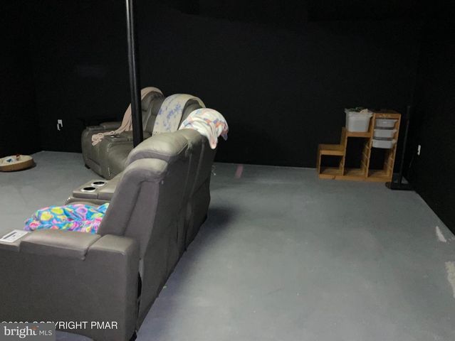 105 TINDE TRL, Pocono Lake, PA 18347