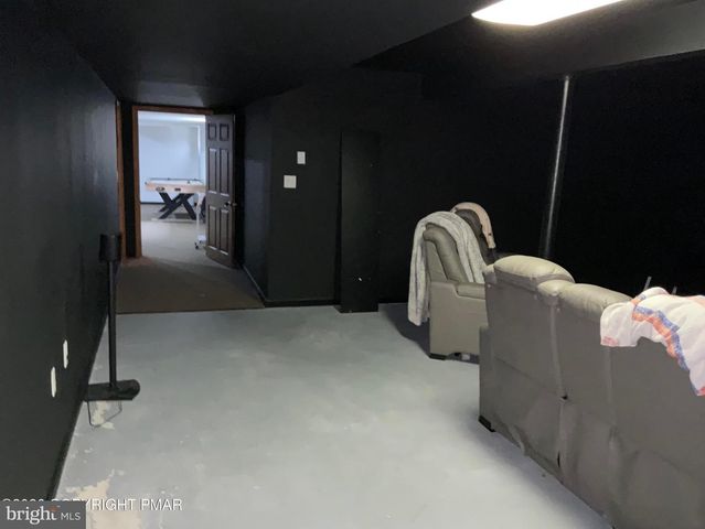 105 TINDE TRL, Pocono Lake, PA 18347