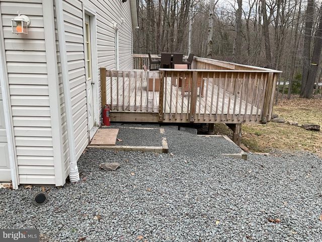 105 TINDE TRL, Pocono Lake, PA 18347