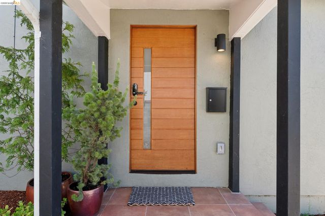 1304 Norvell St, El Cerrito, CA 94530