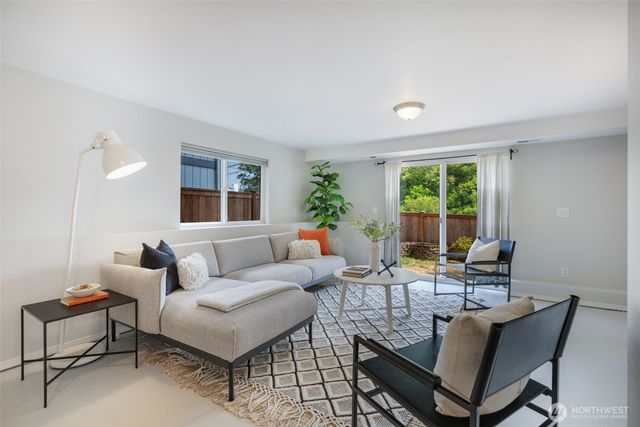 4084 Letitia Avenue S, Seattle, WA 98118