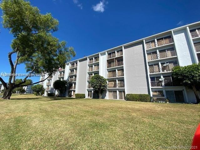 8560 N Sherman Circle 404, Miramar, FL 33025