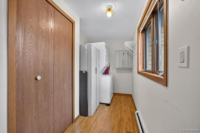 2321 London Bridge Dr Drive 22, Rochester Hills, MI 48307