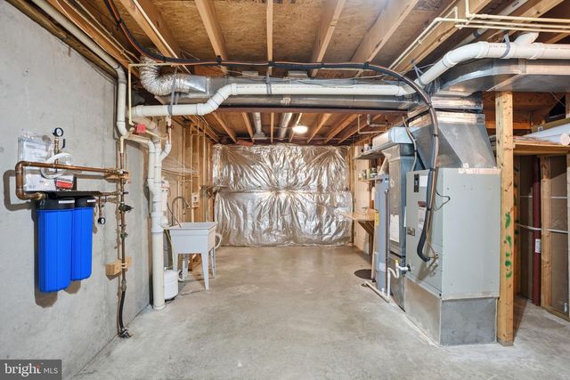 104 DREW CIR, Smithsburg, MD 21783