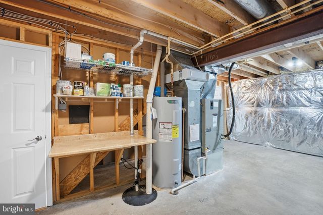 104 DREW CIR, Smithsburg, MD 21783