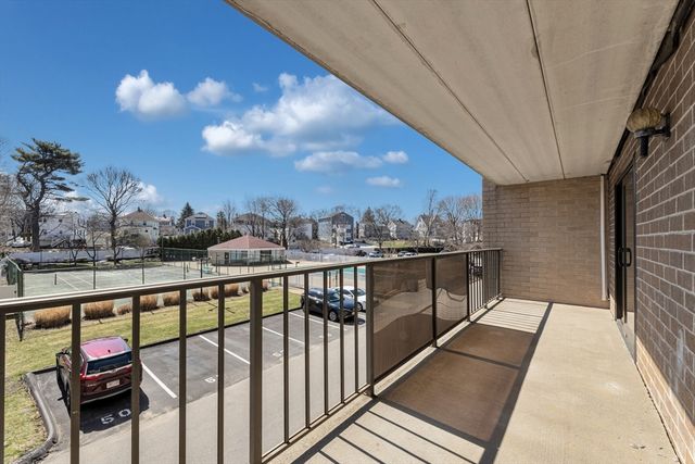 175 Quincy Shore Dr B23, Quincy, MA 02171