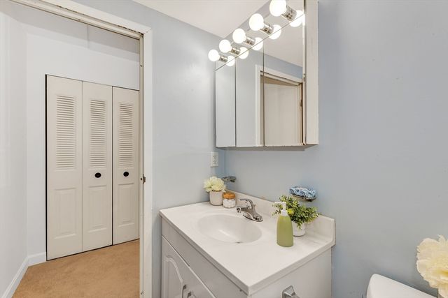 175 Quincy Shore Dr B23, Quincy, MA 02171