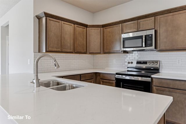 900 Sawgrass Drive, Norwalk, IA 50211