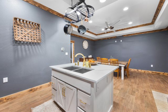 981 E Chestnut Avenue, Crestview, FL 32539