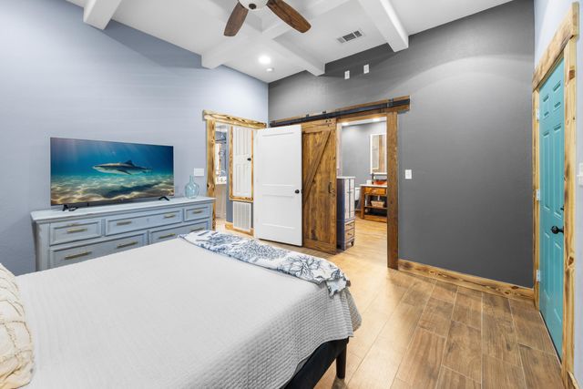 981 E Chestnut Avenue, Crestview, FL 32539