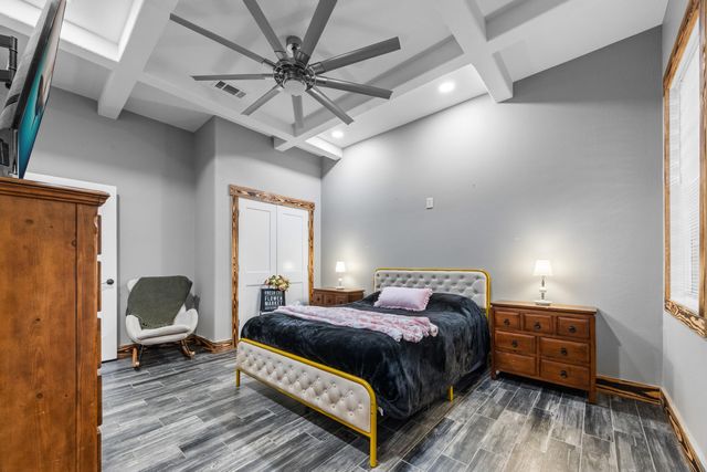 981 E Chestnut Avenue, Crestview, FL 32539