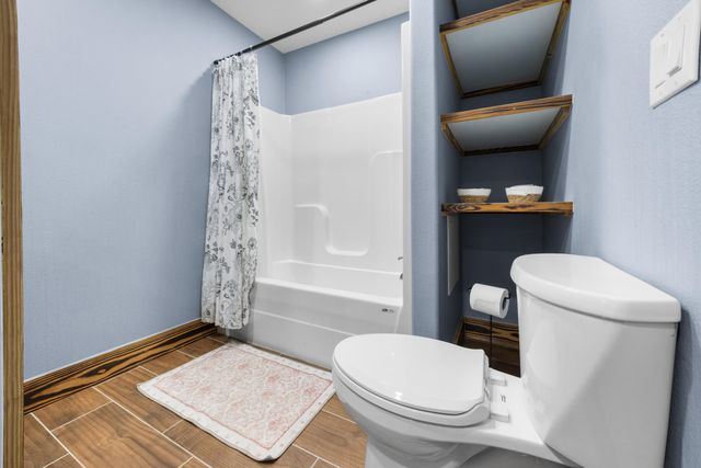 981 E Chestnut Avenue, Crestview, FL 32539