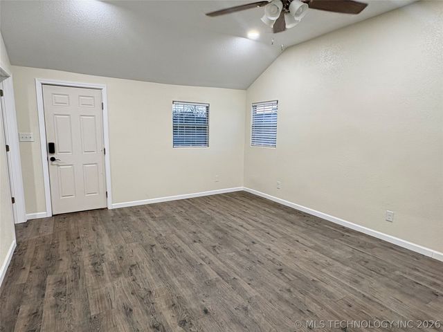 2946 Texas, Healdton, OK 73438