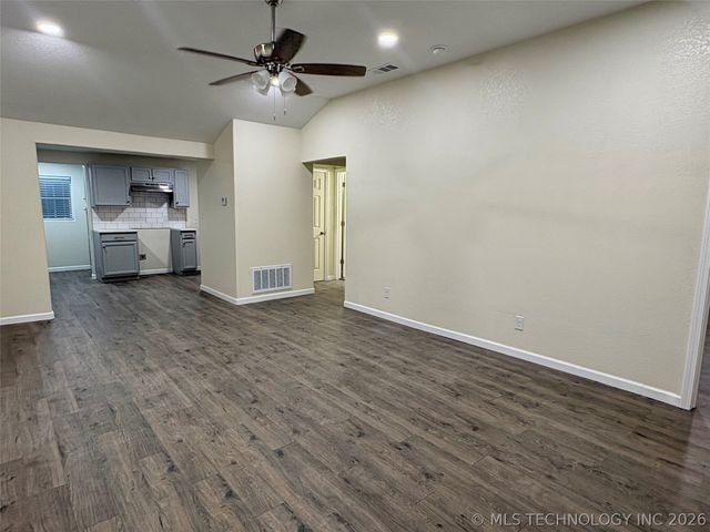 2946 Texas, Healdton, OK 73438