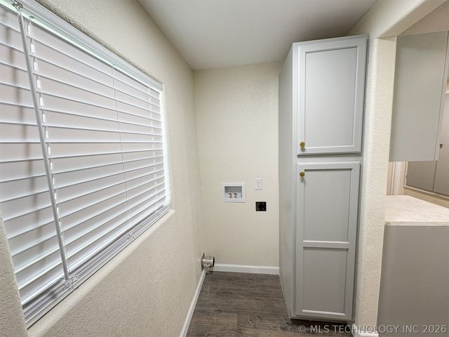 2946 Texas, Healdton, OK 73438