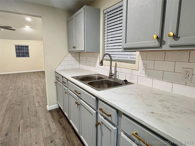 2946 Texas, Healdton, OK 73438