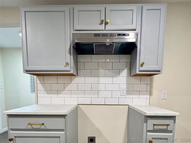 2946 Texas, Healdton, OK 73438