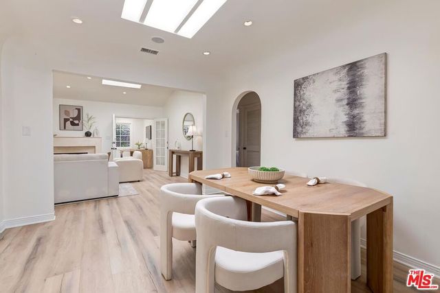 10514 Kinnard Avenue, Los Angeles, CA 90024