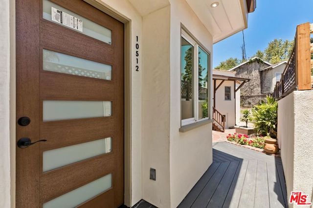 10514 Kinnard Avenue, Los Angeles, CA 90024