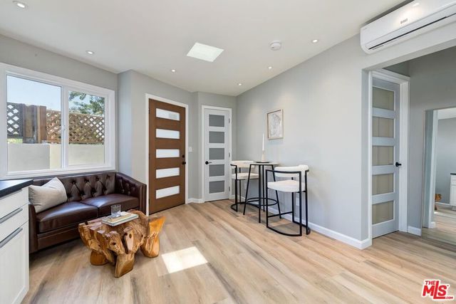 10514 Kinnard Avenue, Los Angeles, CA 90024
