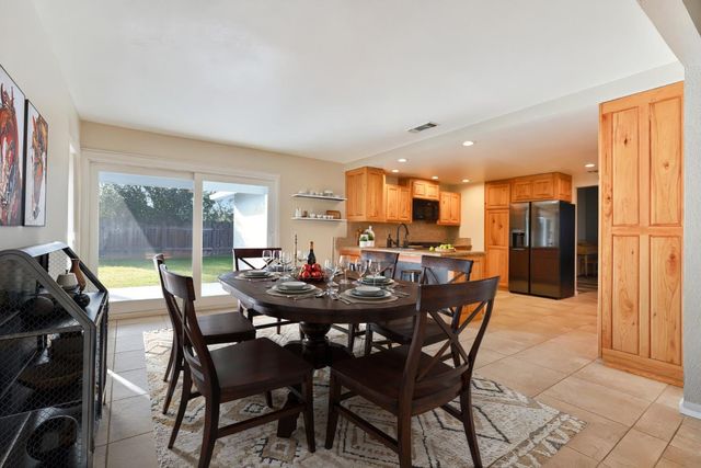 8384 Old Ranch Rd, Orangevale, CA 95662