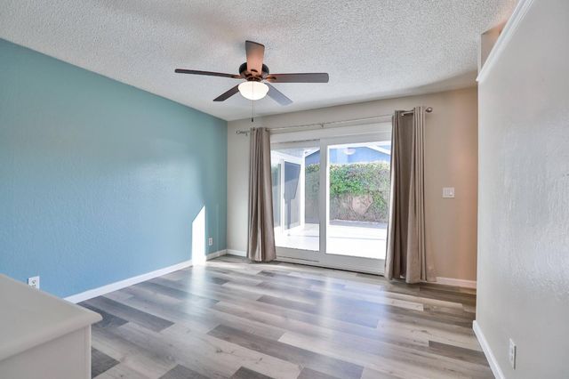 8384 Old Ranch Rd, Orangevale, CA 95662