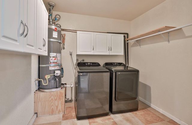 8384 Old Ranch Rd, Orangevale, CA 95662