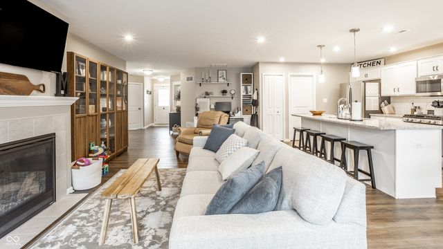 19491 Dylan Way, Westfield, IN 46074